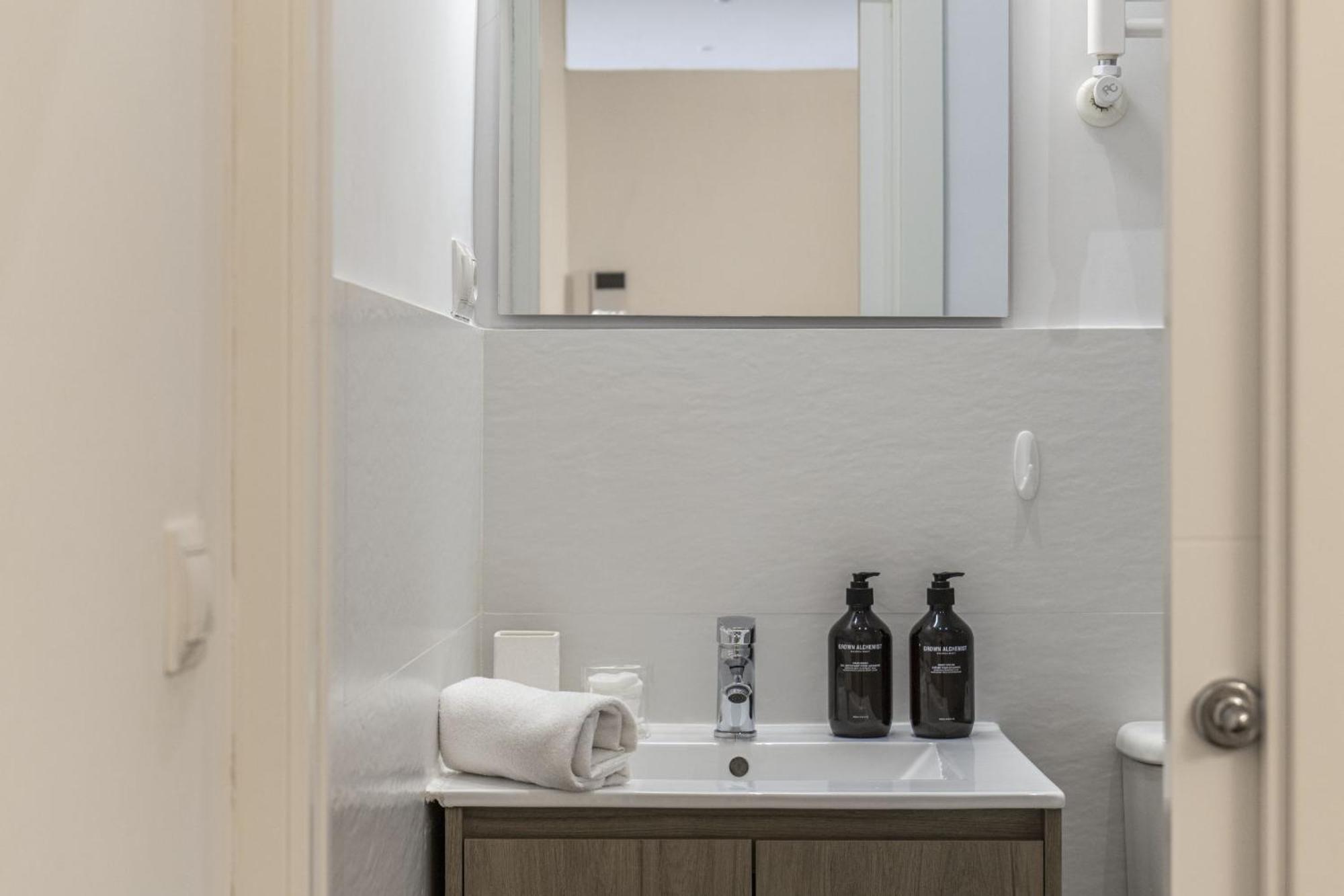 Apartment Luxurious 2br/2ba In Chueca Madrid