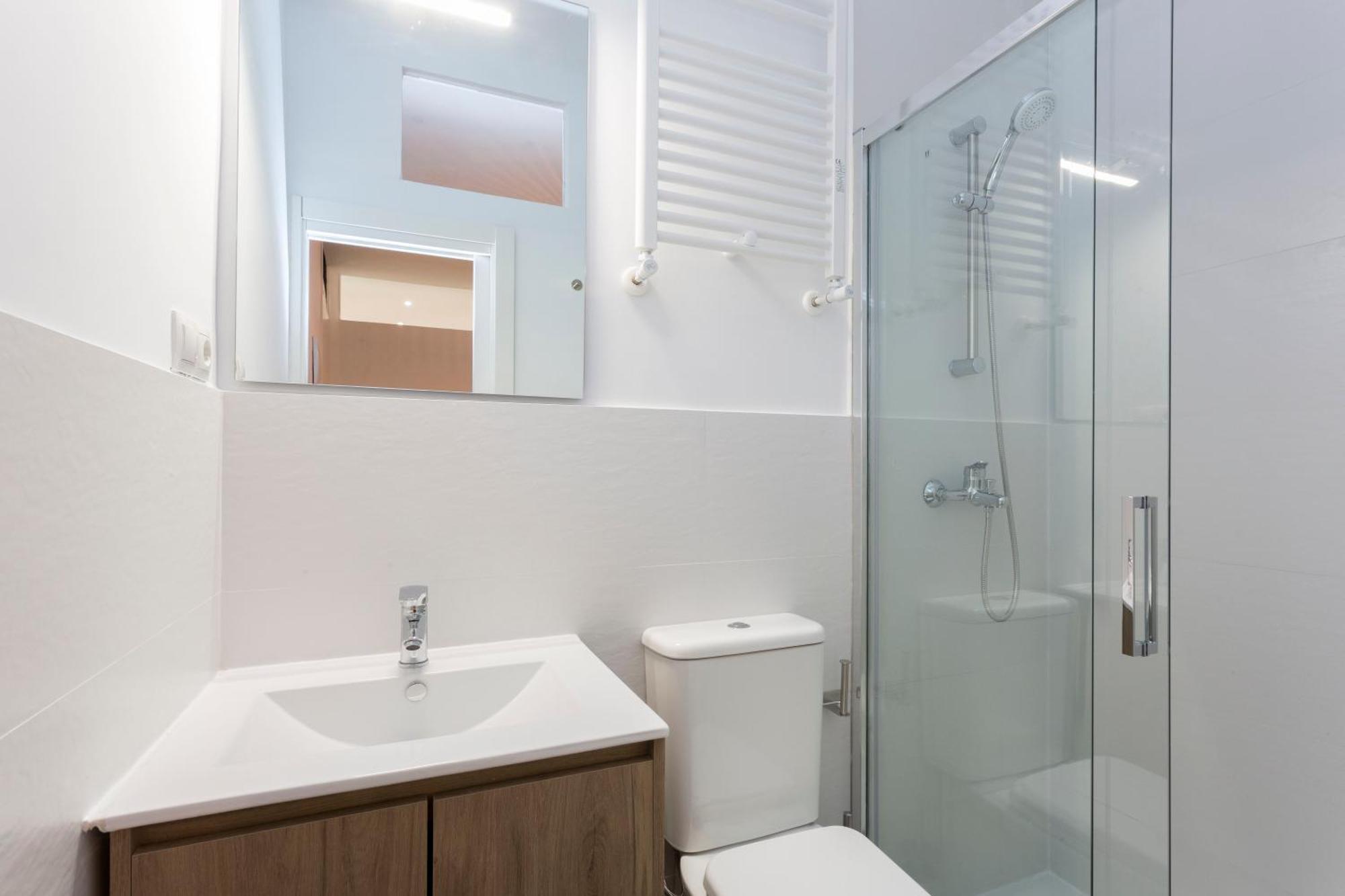Apartment Luxurious 2br/2ba In Chueca *
