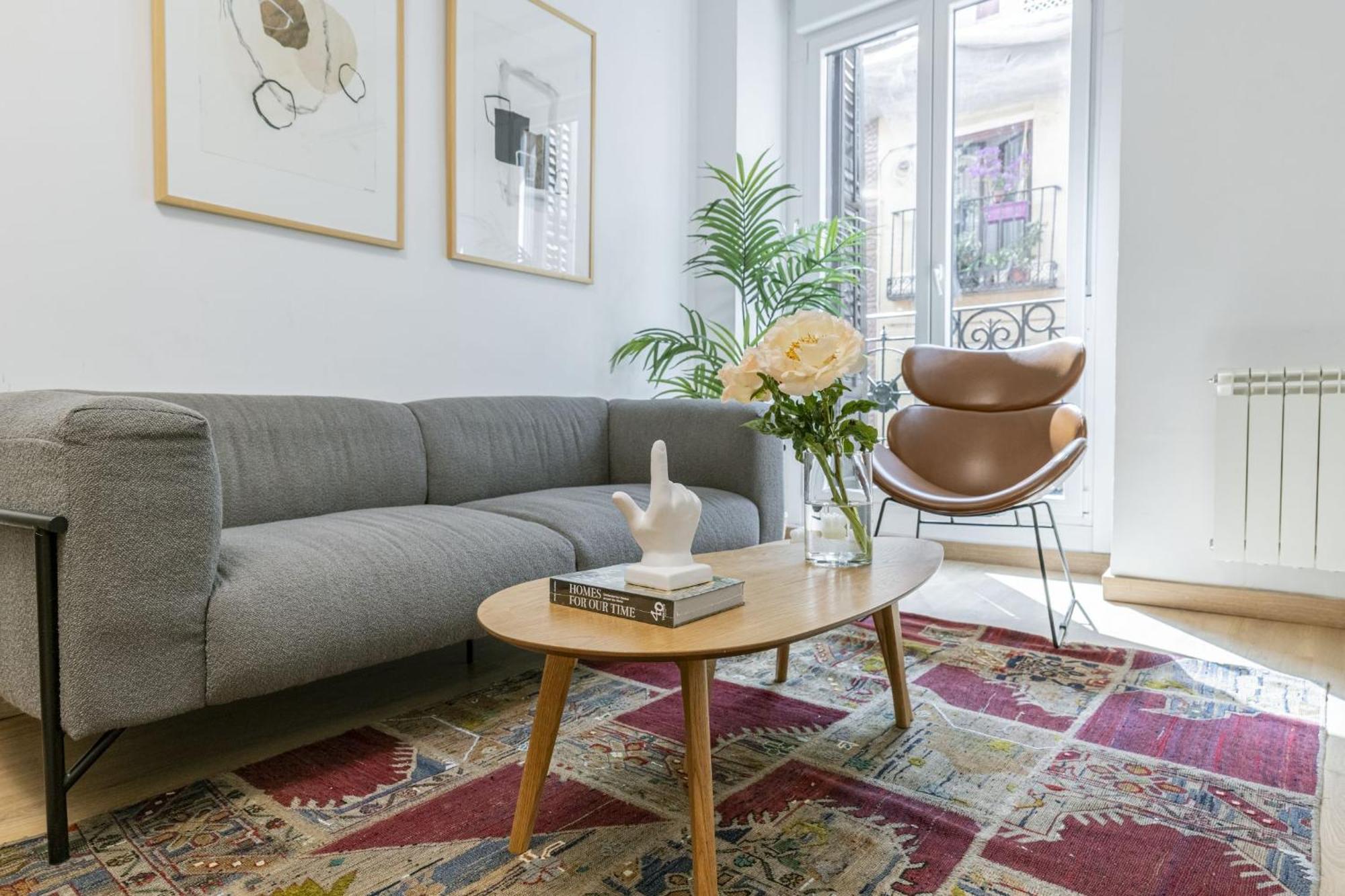 Luxurious 2br/2ba In Chueca Madrid